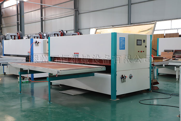 防盗门木纹转印机实物图